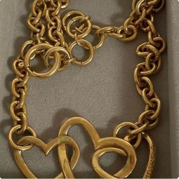 Vintage 1980s Rare Moschino Tripple Heart 15 Iconic Brand Gold Necklace